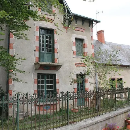 La Cour D'enchere