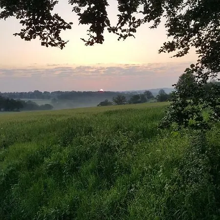 Bed & Breakfast La Cour D'enchère
